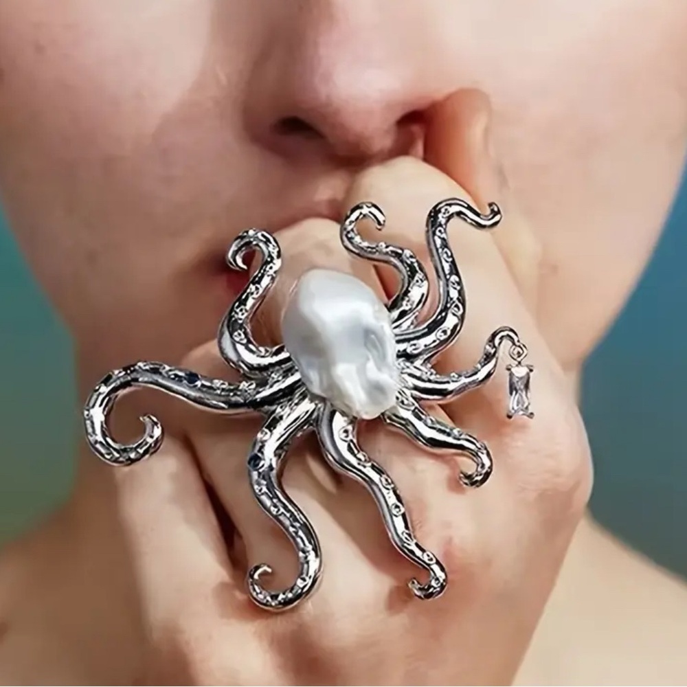 Silver Octopus Pearl Statement Ring - image 1